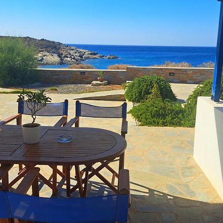 Peaceful Bay Hotel Megas Gialos - Nites Bilik gambar
