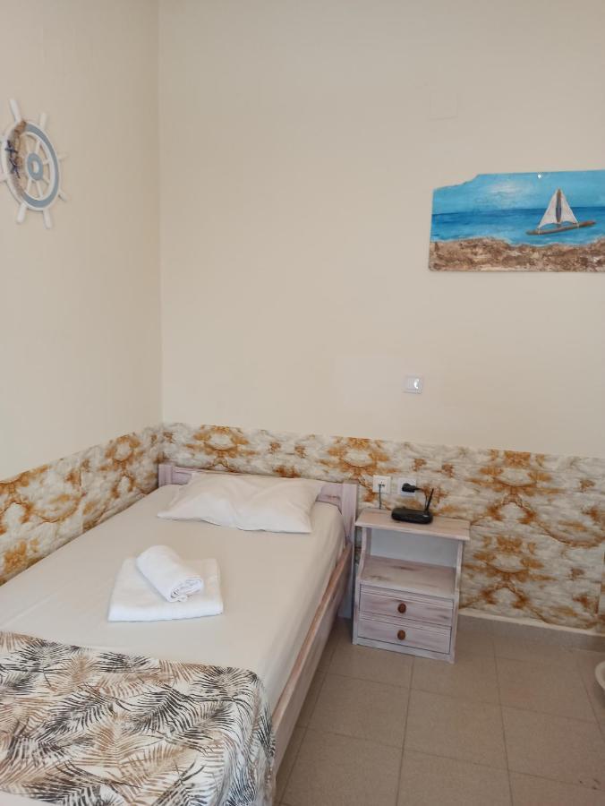 Peaceful Bay Hotel Megas Gialos - Nites Luaran gambar