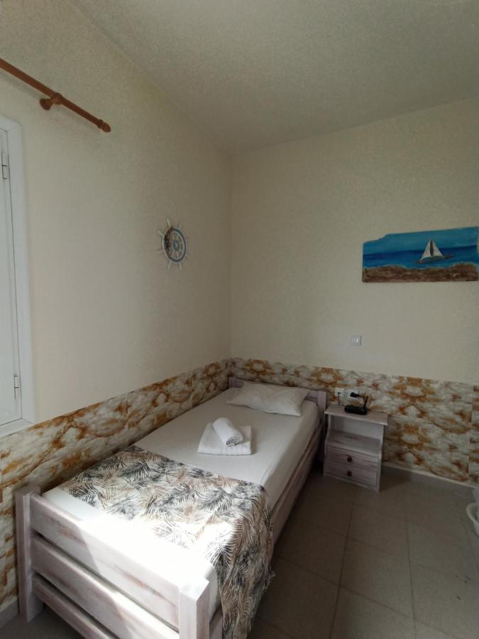 Peaceful Bay Hotel Megas Gialos - Nites Luaran gambar